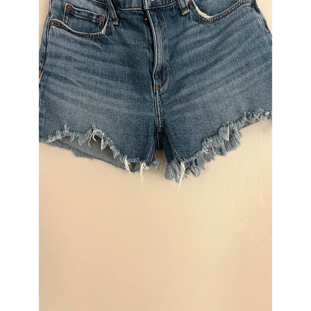 Rag & Bone Dre Low-Rise Denim Shorts Medium Wash Distressed Raw Hem Size 28